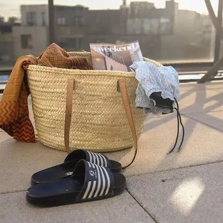 Holiday Vibes! Penthouse-studio Near Beach 오스텐드